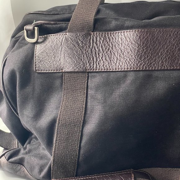 Penguin by Munsingwear Canvas/Leather Classic Weekender Overnight Duffel Bag - Picture 2 of 15